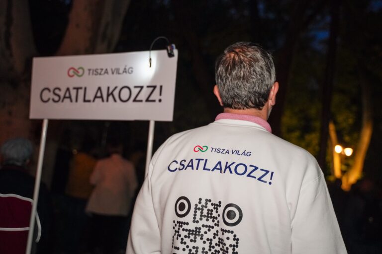 559144296 122204999534331146 454548407334418375 n 768x512